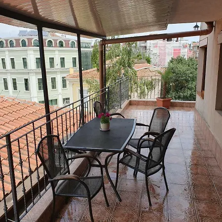 Apartament Апартамент В Център С Тераса- Мимоза